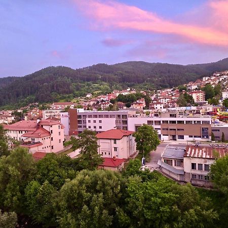 Апартаменти Лили Dövlen Dış mekan fotoğraf